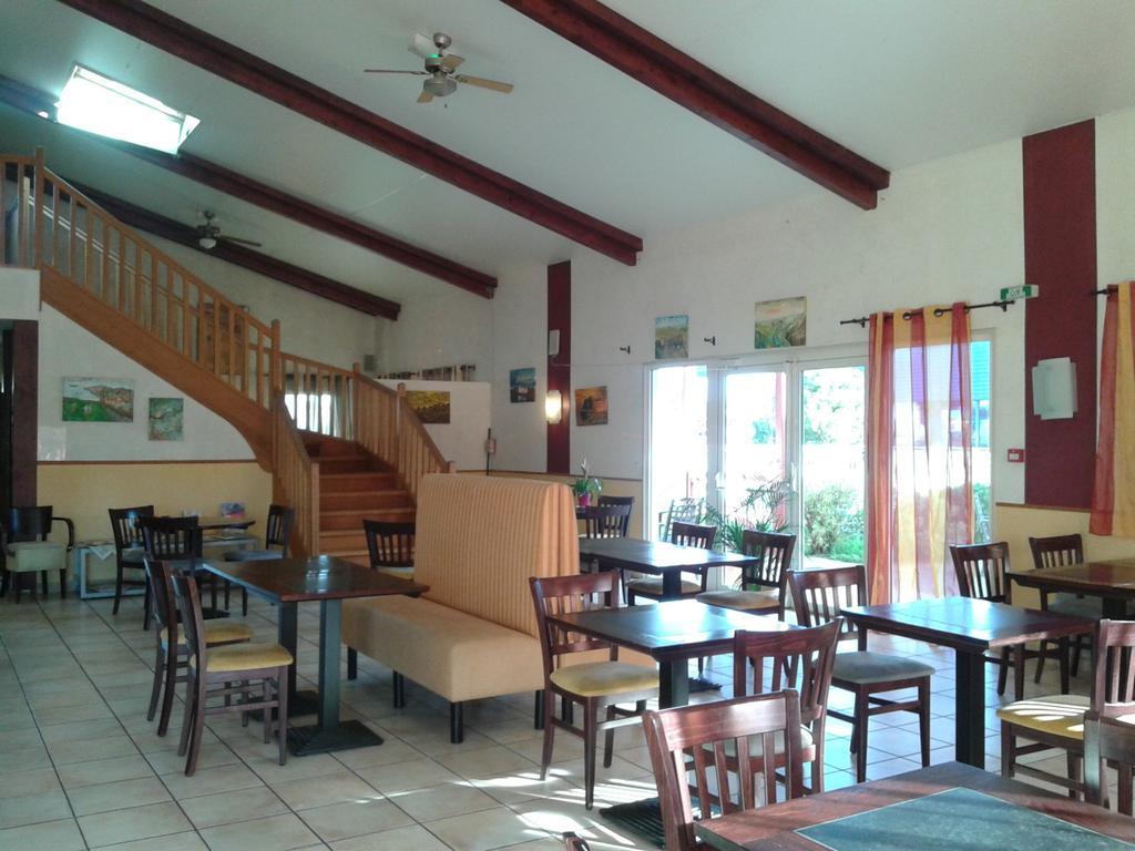 Couett'Hotel Oloron Sainte Marie المظهر الخارجي الصورة