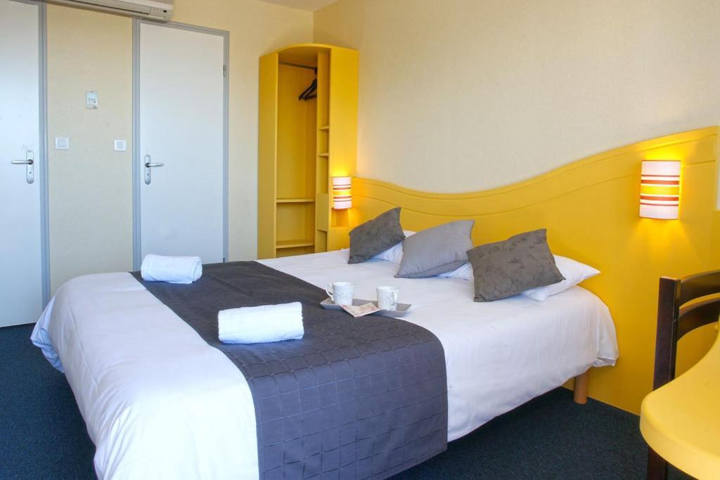 Couett'Hotel Oloron Sainte Marie المظهر الخارجي الصورة