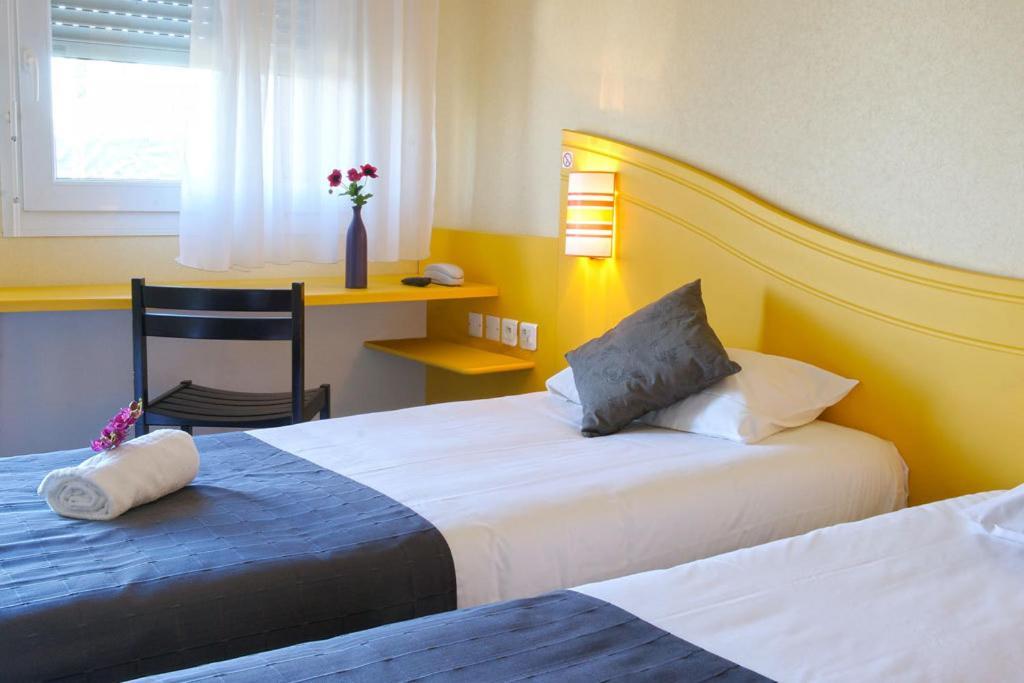 Couett'Hotel Oloron Sainte Marie المظهر الخارجي الصورة