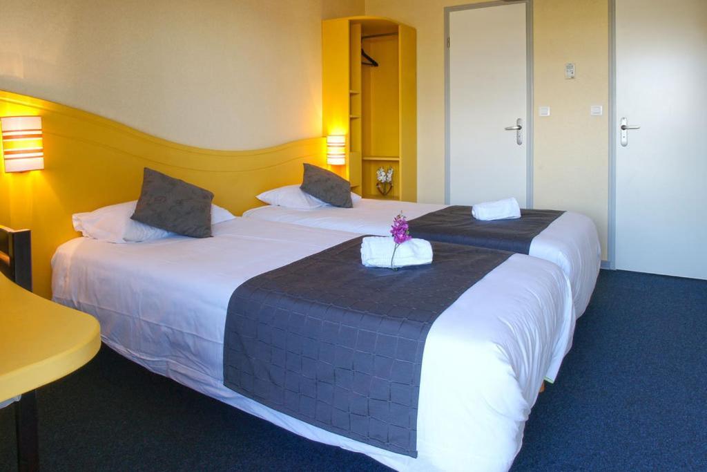 Couett'Hotel Oloron Sainte Marie المظهر الخارجي الصورة