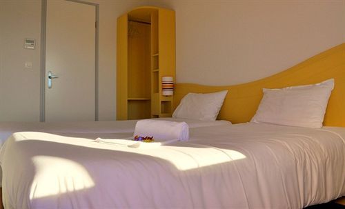 Couett'Hotel Oloron Sainte Marie المظهر الخارجي الصورة