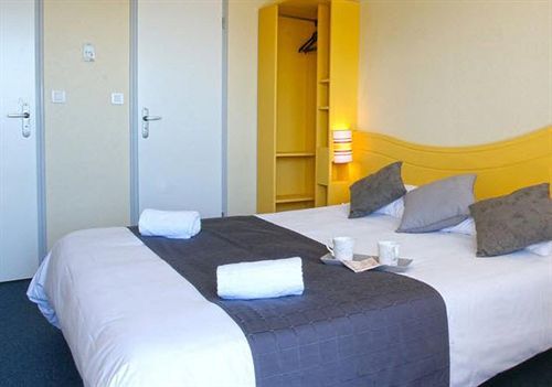 Couett'Hotel Oloron Sainte Marie المظهر الخارجي الصورة